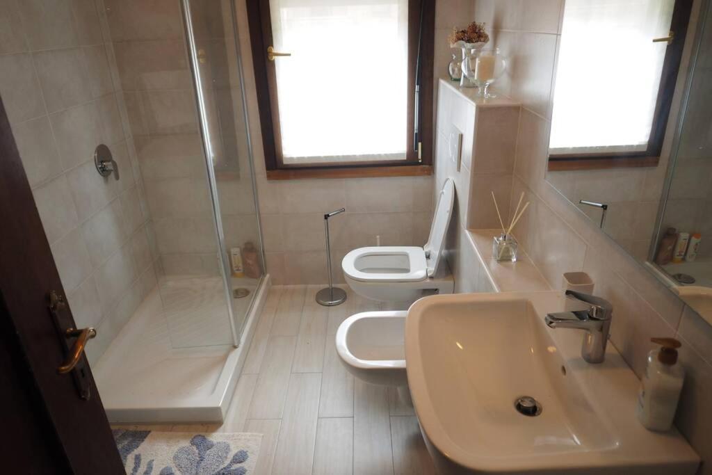 モルベーニョLa Casa Degli Ospitiアパートメント エクステリア 写真
