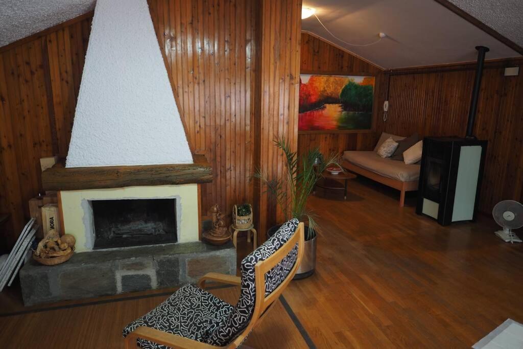 モルベーニョLa Casa Degli Ospitiアパートメント エクステリア 写真